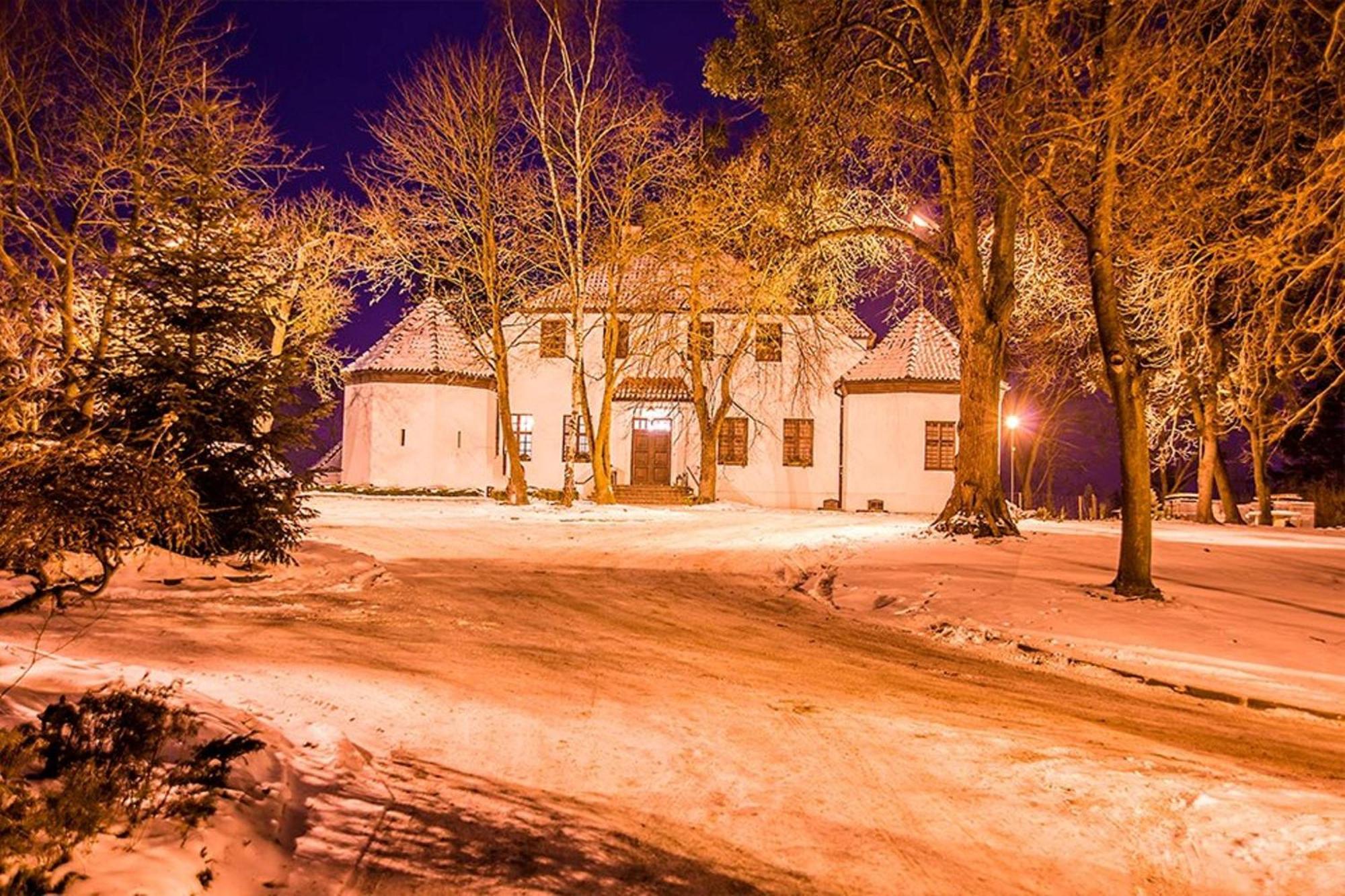 Bed and Breakfast Bialy Dwor Квідзин Екстер'єр фото