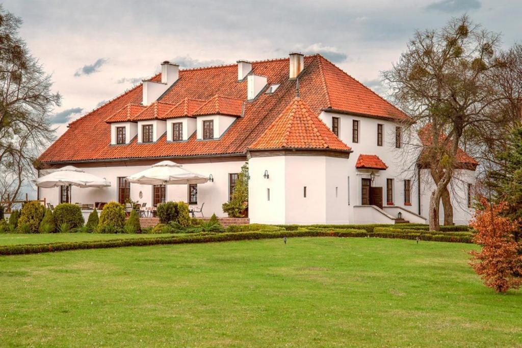 Bed and Breakfast Bialy Dwor Квідзин Екстер'єр фото