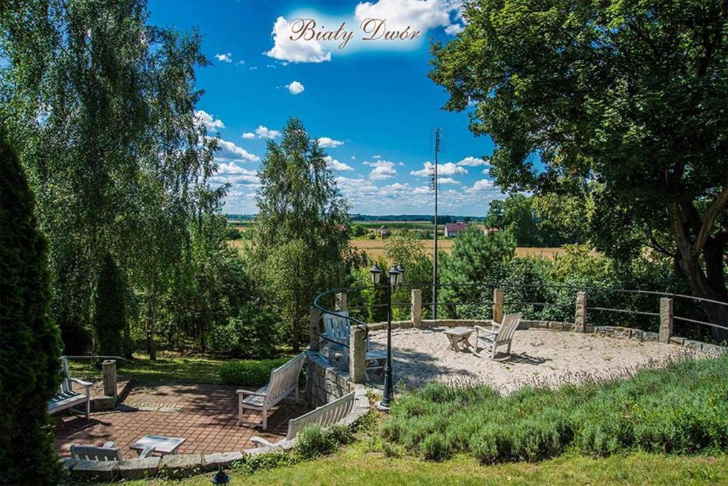 Bed and Breakfast Bialy Dwor Квідзин Екстер'єр фото