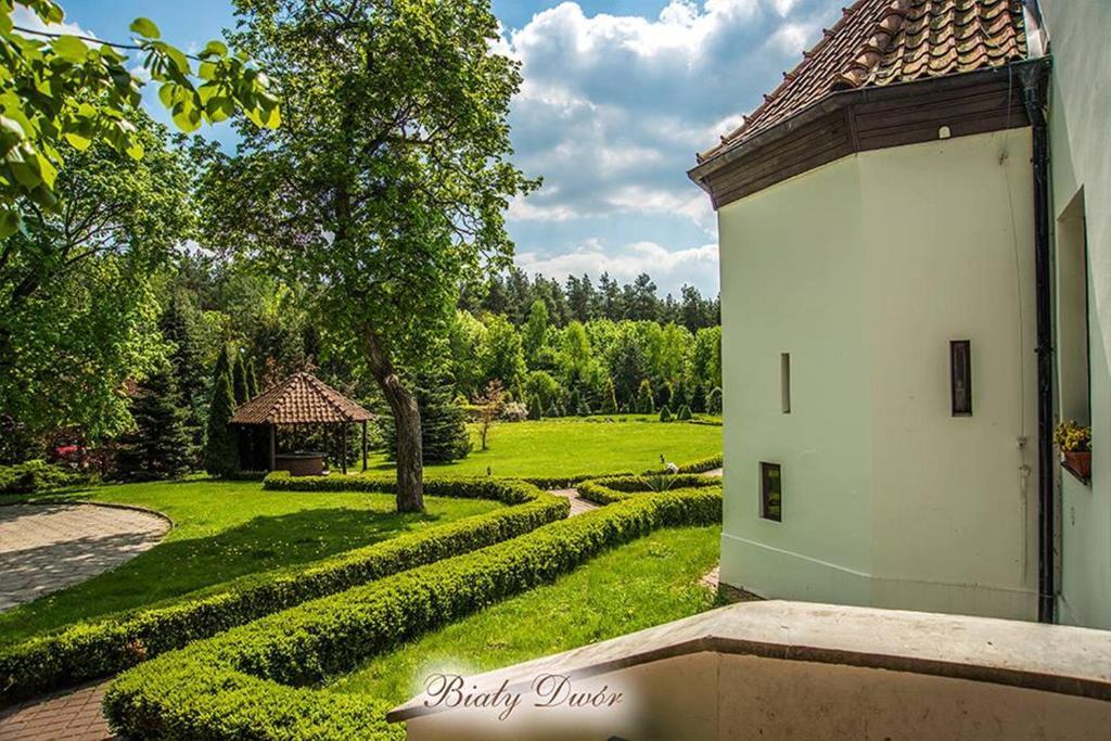 Bed and Breakfast Bialy Dwor Квідзин Екстер'єр фото
